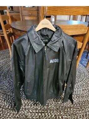 NATIONAL RIFLE ASSOCIATION Life Member Black Leather Jacket Medium BURKS BAY NRA